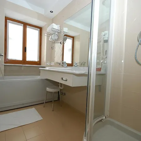 Hotel Des Geneys Bardonecchia